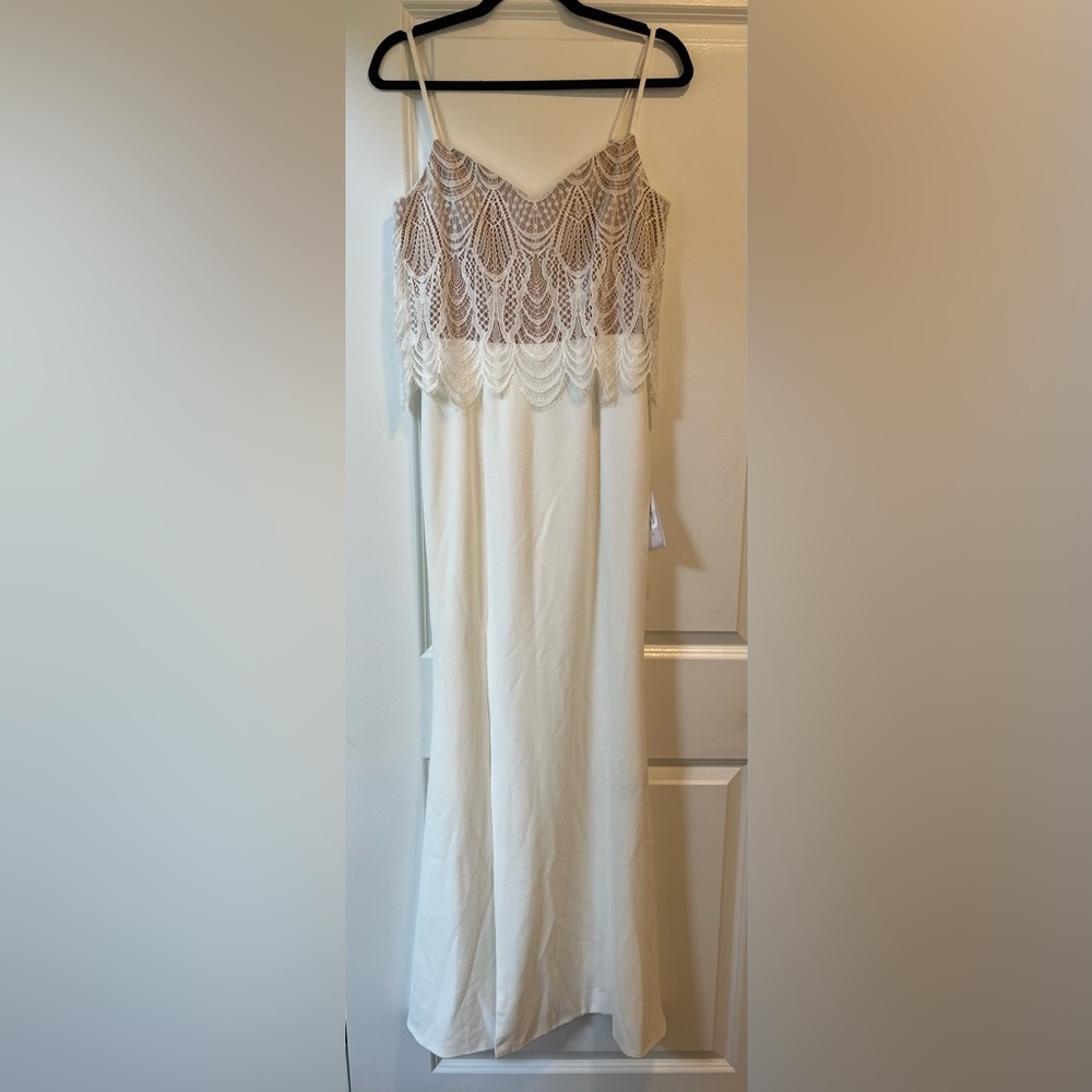 Dress the Population White Roselyn Lace Popover Bodice Trumpet Gown, Women’s S